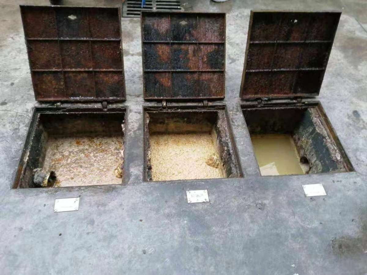 昌洒镇清理隔油池-污水池清掏